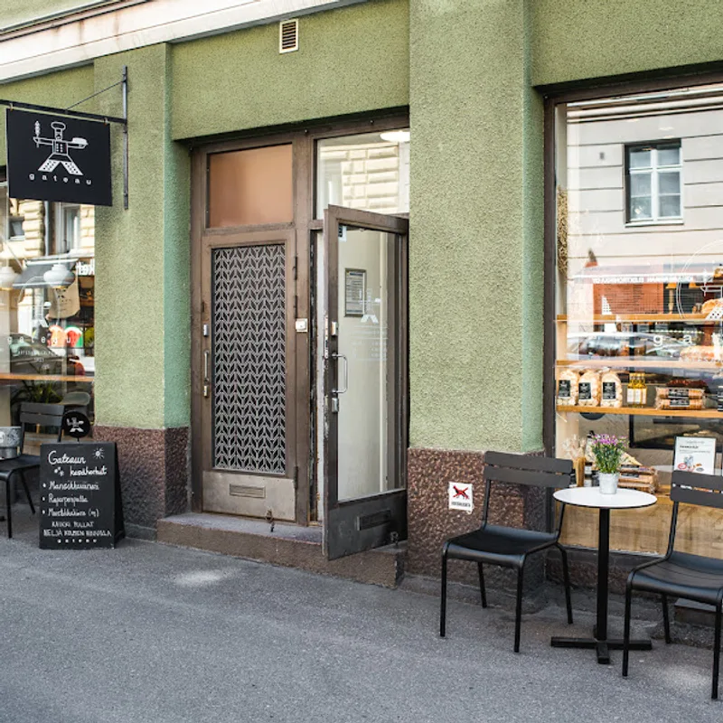 Gateau Töölö patisserie exterior