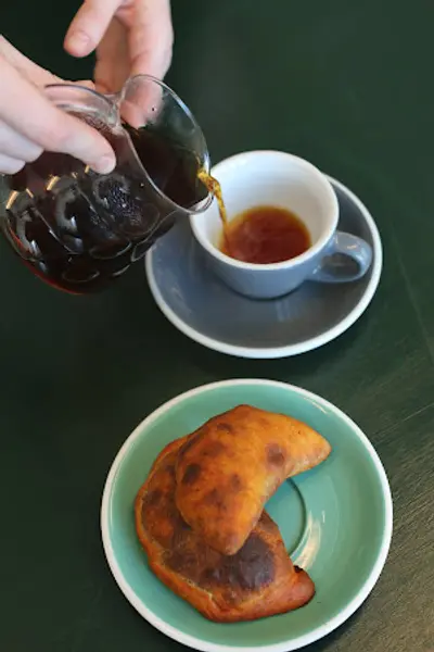 Cafetoria, tuoreet leivonnaiset ja erikoiskahvit