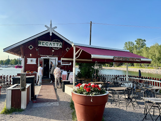 Café Regatta
